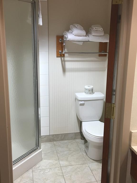 St. Albert Inn & Suites Saint Albert ภายนอก รูปภาพ