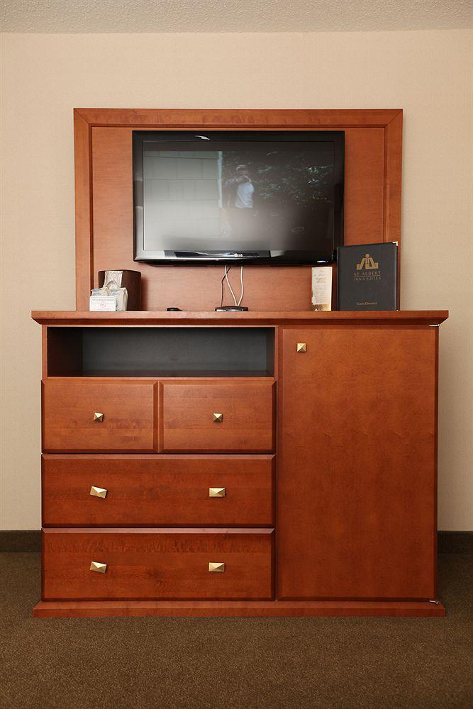 St. Albert Inn & Suites Saint Albert ภายนอก รูปภาพ
